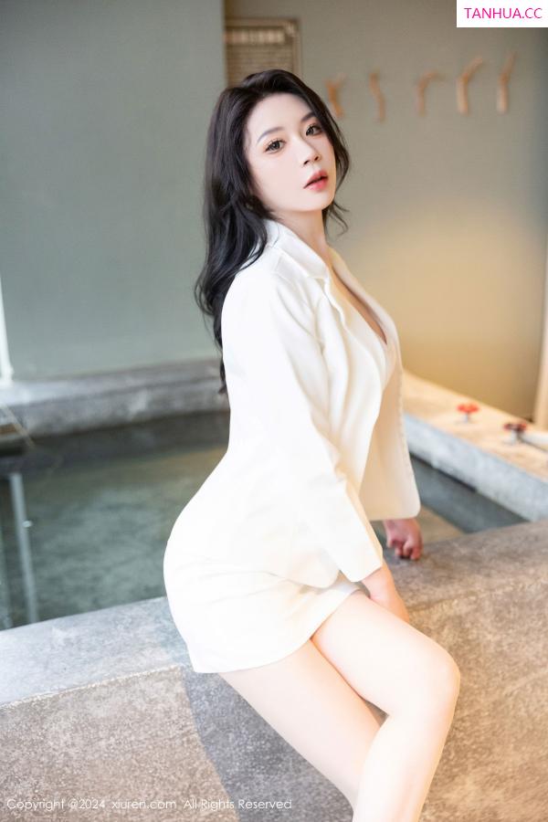 梦心玥  [XiuRen]高清写真图 2024.09.27 No.9222 梦心玥 丝袜美腿第12张图片